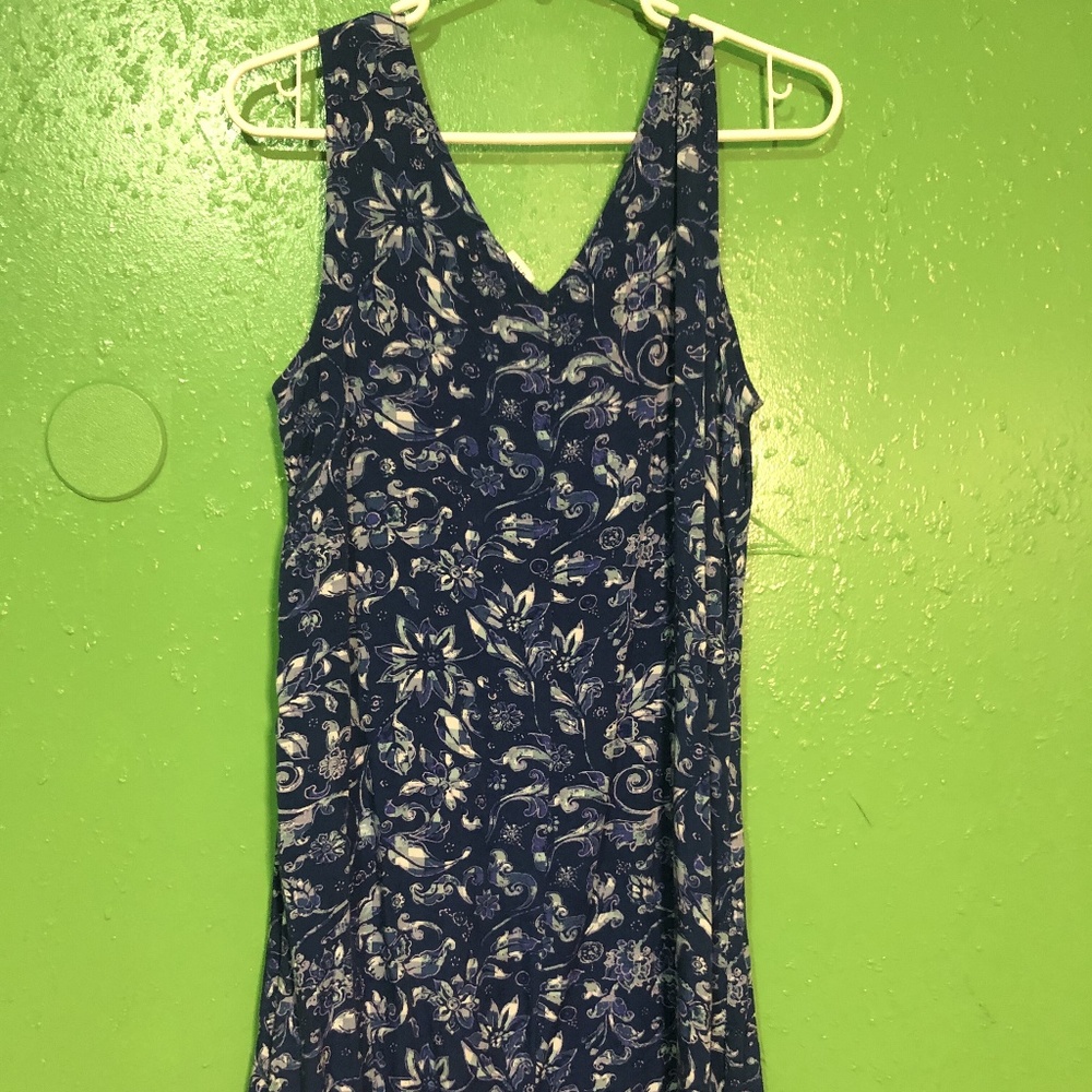 V-Neck Print Shift Dress